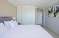 B&B Cape Town - 2 Bedroom Oceanfront Apartment with Sea Views - Bed and Breakfast Cape Town