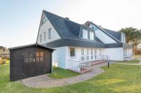 Haus Sonnenschein Whg G - B&B Wenningstedt