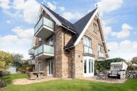 Landhaus Berthin Bleeg App 1 Insel - B&B Wenningstedt