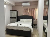 B&B Pune - Hotel Grey House BANER - Bed and Breakfast Pune