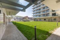 Balticus Elegant Apartment near the Beach by Noclegi Renters - B&B