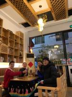 Zhangjiajie One Art Guesthouse--Attraction Tickets Service in advance,Free Calligraphy&Tea Experience,English reception service - Chambres d'hôtes Zhangjiajie