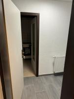 Wohnung mit Küche, Fernseher, WLAN und Parkplatz - Brian - B&B