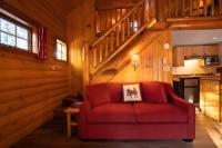 Superior One Bedroom Loft Cabin (Stairs)
