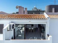 Lovely 3BD 150m Beach Ocean View AC Wi-Fi Balcony - B&B Albufeira