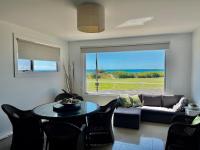 Sea Retreat - Esplanade Available Xmas 2023 and 2024 Summer - B&B