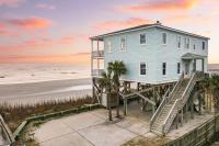 B&B Folly Beach - Poseidon By AvantStay On The Beach Two Ocean Facing Balconies Hot Tub - Bed and Breakfast Folly Beach