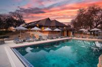 B&B Paso Robles - Cathedral by AvantStay Charming Secluded Estate w Sauna Pool Table Views of the Rolling Hills - Bed and Breakfast Paso Robles