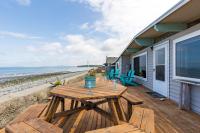 B&B Oak Harbor - West Beach Wonderland by AvantStay Waterfront - Bed and Breakfast Oak Harbor