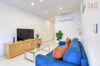 B&B Gżira - A lovely 2BR APT with comfy living space & balcony by 360 Estates - Bed and Breakfast Gżira