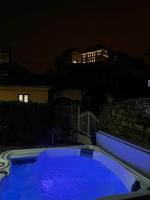 FRIDA Apartman, Exkluzív várpanorámával, a belváros szívében, ingyenes parkolással - Ferienwohnung Wesprim