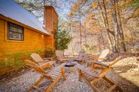 B&B Sevierville - Ponderosa Pines - Close to Parkway, Hot Tub, Fire Pit - Bed and Breakfast Sevierville