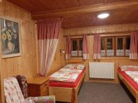 Chambre Lits Jumeaux avec Salle de Bains Privative Séparée