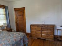 Dreibettzimmer mit Gemeinschaftsbad