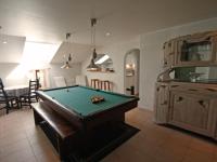 Appartement Coloré et Confortable avec Terrasse Privative - 2 Chambres, Billard, et Wifi - FR-1-589-122 - Chambres d’hôtes