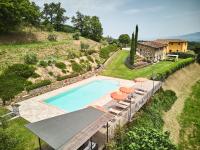 B&B Cavriglia - Spacious apartment in a beautiful farmhouse with swimming pool - Bed and Breakfast Cavriglia