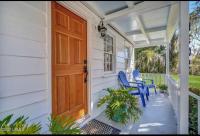 Sea Glass Cottage on Duke - Three Bedrooms Downtown Beaufort - Chambres d'hôtes Beaufort
