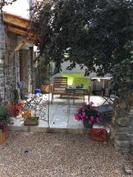 B&B Craponne - Appartement, Terrasse et jardin - Bed and Breakfast Craponne