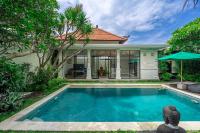 Villa Lara, By Five Elements - B&B Canggu