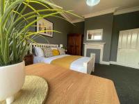 B&B Sleightholme - Serviced Apartment- 1 Bed-Next To Train Station - Bed and Breakfast Sleightholme