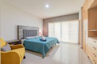 Lujoso Condominio Tiburon a 3 Cuadras de la Playa - B&B Mazatlán