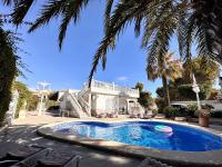 Sonnige Villa mit privatem Pool & Dachterrasse - B&B Orihuela