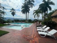 ANAPOIMA Toscana - B&B Anapoima