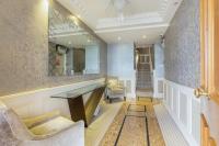 The Chérie Suite by Harrods - B&B London