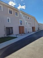 Apartma Ksenija - B&B
