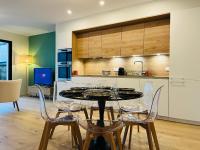 Maison neuve 3 chambres Nantes - confort pour famille & amis, wifi, parking - B&B Nantes