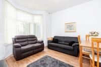 B&B Birmingham - Large 5 bedroom town house in Edgbaston, 2 kitchens - Bed and Breakfast Birmingham