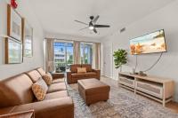 B&B Naples (Florida) - Luxurious Golf Condo W/ Resort Pool and Amenities! - Bed and Breakfast Naples (Florida)
