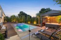 Bella Beach Resort - An Oasis on the Bellarine with heated pool - B&B Saint Leonards