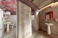 Standard Double Room with Shared Bathroom