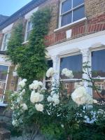 Traditional English 4 bedroom home in Greenwich - Chambres d’hôtes Plumstead