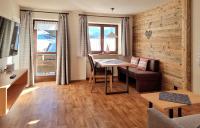 One-Bedroom Apartment with Balcony