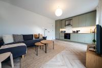 The Battersea Place - Charming 4BDR Flat - B&B London