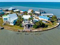 061 Bay Breezes on Port Royal - B&B Dauphin Island
