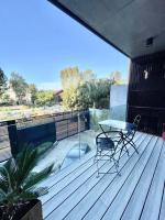 Departamento en excelente zona, con parrilla y cochera. - Chambres d’hôtes