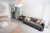 Estudio 19 Minerva APARTAMENTOS-PISCINA365-PLAYA-WIFI - Chambres d'hôtes Benalmádena