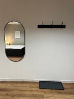 Weimotel am See mit Parkplatz, Küche und HDTV - B&B Niederweimar