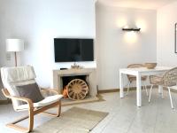 Mike Beach House - Bed and Breakfast Costa da Caparica