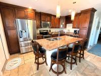 One block to the beach! 2 bedroom 2 bath. The Seahorse Suite. - B&B Fort Myers Beach