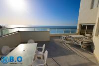 על הים - Bed and Breakfast Netanya