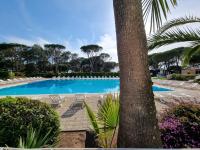 Studio 4P vue piscine St Raphaël Valescure - Au cœur des Golfs - B&B Saint-Raphaël