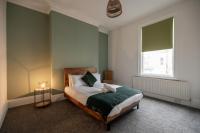 B&B Hartlepool - Grange House by Horizon Stays - Bed and Breakfast Hartlepool