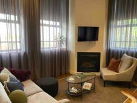 Manhattan on Moorabool - Heritage Listed Geelong CBD - B&B Geelong