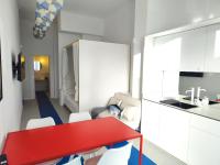 CariSan1 6 min to beach modern bright - B&B