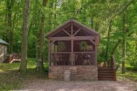 Lena Cabin Wooded Tiny Cabin - Hot Tub - B&B Chattanooga