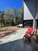 Lakefront-Private Dock-Lakeview-Sleeps 22 plus - B&B Porum
